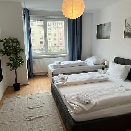 Appartement Cool Schonbrunn Apt 2Br à Vienne Extérieur photo